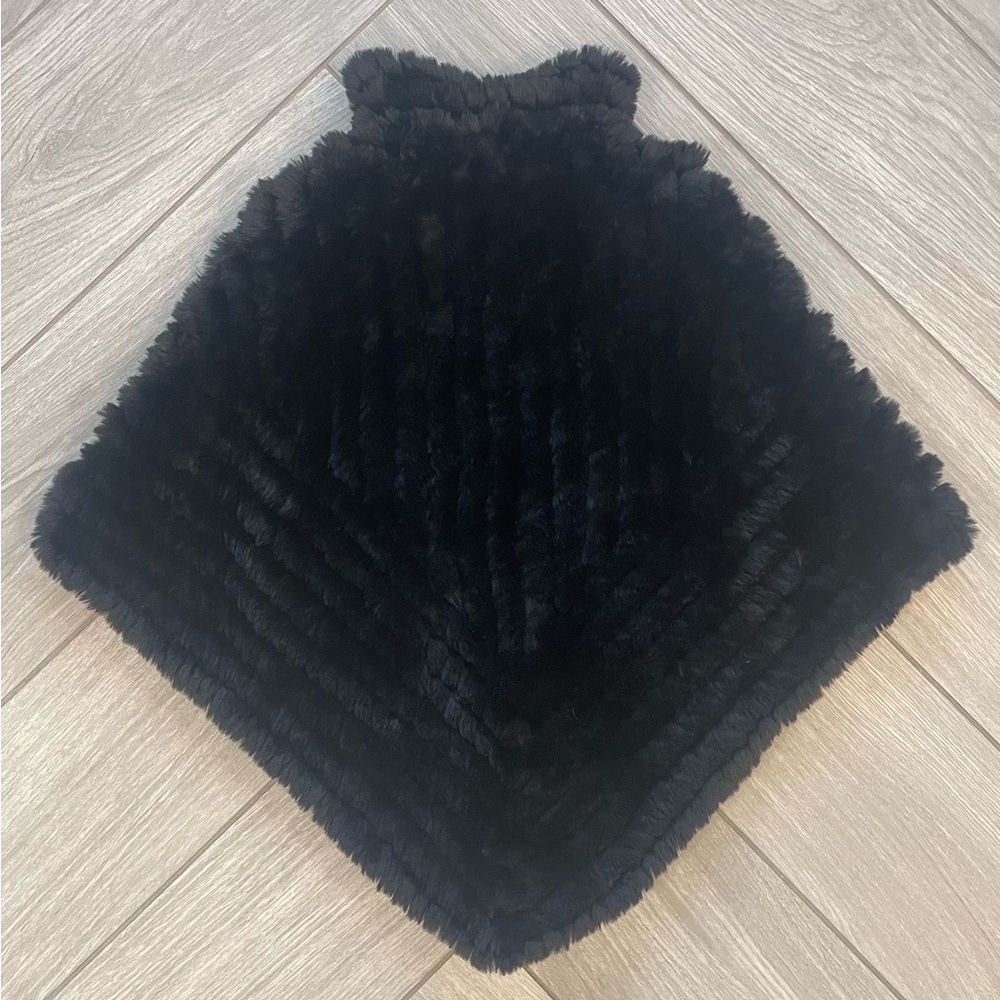 J. McLaughlin Cayla Faux Fur Black Poncho One Size Women’s- MSRP $198